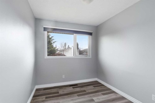 23 Clark Crescent, Fort Mcmurray, AB - Indoor Photo Showing Other Room