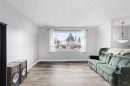 23 Clark Crescent, Fort Mcmurray, AB  - Indoor Photo Showing Living Room 