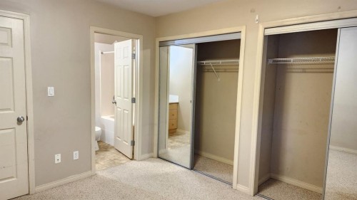 1411-200 Lougheed Drive, Fort Mcmurray, AB - Indoor Photo Showing Other Room