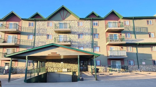 1411-200 Lougheed Drive, Fort Mcmurray, AB - Outdoor