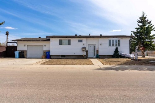 162 Caldwell Crescent, Fort Mcmurray, AB - Outdoor