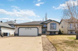 188 Breukel Crescent Fort Mcmurray, AB T9K 2J4