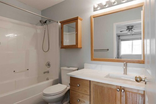 181 Waniandy Way, Fort Mcmurray, AB - Indoor Photo Showing Bathroom