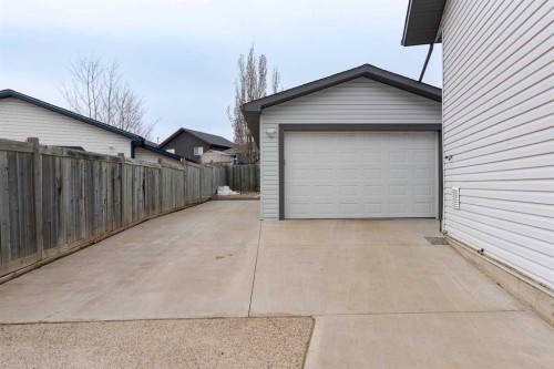 181 Waniandy Way, Fort Mcmurray, AB - Outdoor With Exterior