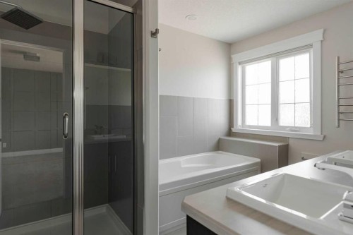111 Killdeer Way, Fort Mcmurray, AB - Indoor Photo Showing Bathroom