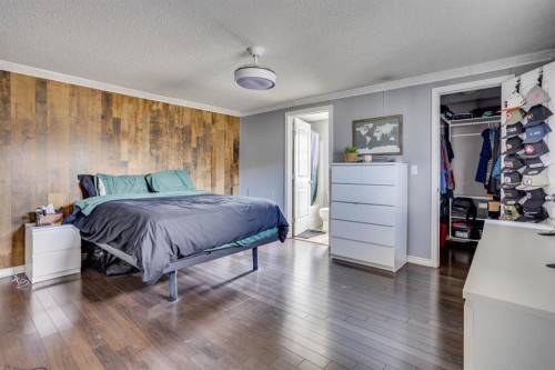 123 Hunter Place, Fort Mcmurray, AB - Indoor Photo Showing Bedroom