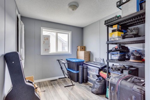 123 Hunter Place, Fort Mcmurray, AB - Indoor Photo Showing Office