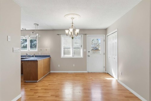 307 Cornwall Drive, Fort Mcmurray, AB - Indoor Photo Showing Other Room