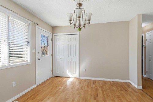307 Cornwall Drive, Fort Mcmurray, AB - Indoor Photo Showing Other Room