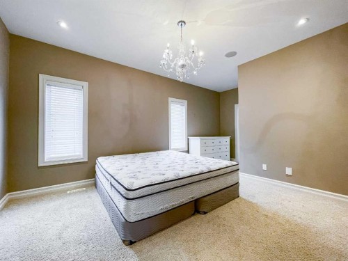260 Killdeer Way, Fort Mcmurray, AB - Indoor Photo Showing Bedroom