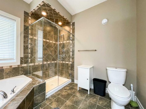 260 Killdeer Way, Fort Mcmurray, AB - Indoor Photo Showing Bathroom