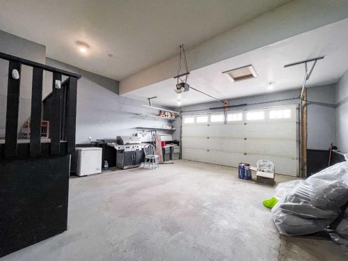 260 Killdeer Way, Fort Mcmurray, AB - Indoor Photo Showing Garage