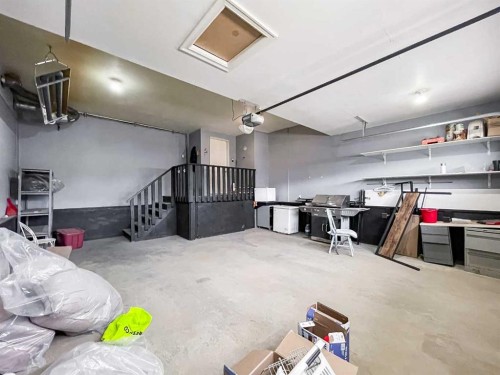 260 Killdeer Way, Fort Mcmurray, AB - Indoor Photo Showing Garage