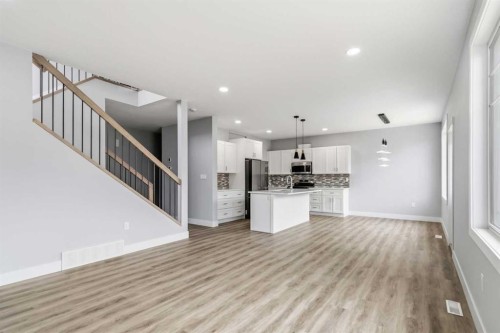 339 Killdeer Way, Fort Mcmurray, AB - Indoor Photo Showing Kitchen