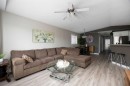 150 Pacific Crescent, Fort Mcmurray, AB  - Indoor Photo Showing Living Room 