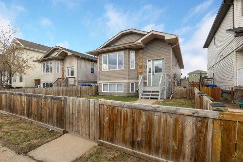 150 Pacific Crescent, Fort Mcmurray, AB - Outdoor