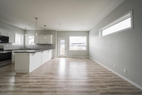 131 Athabasca Crescent, Fort Mcmurray, AB - Indoor Photo Showing Kitchen