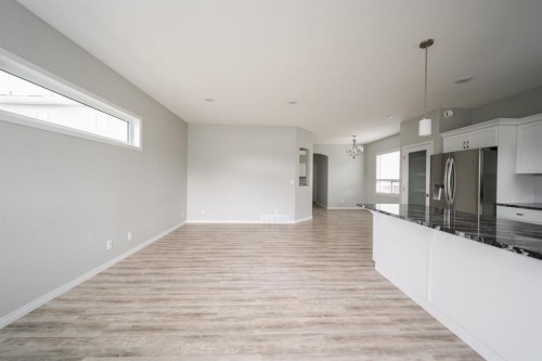 131 Athabasca Crescent, Fort Mcmurray, AB - Indoor Photo Showing Kitchen