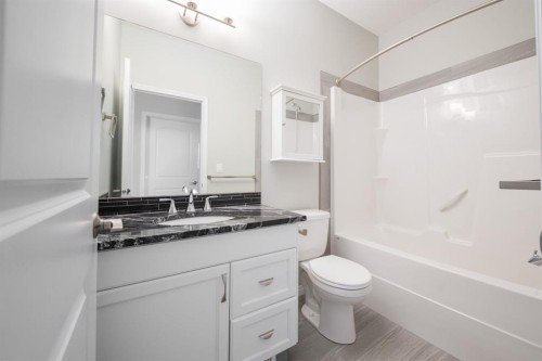 131 Athabasca Crescent, Fort Mcmurray, AB - Indoor Photo Showing Bathroom