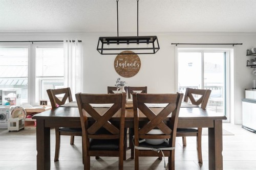280 Caouette Crescent, Fort Mcmurray, AB - Indoor Photo Showing Dining Room