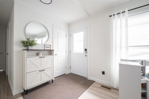 280 Caouette Crescent, Fort Mcmurray, AB - Indoor Photo Showing Other Room