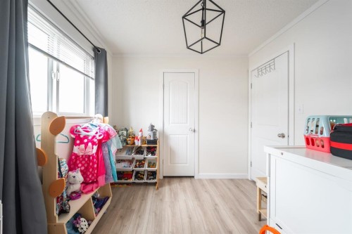 280 Caouette Crescent, Fort Mcmurray, AB - Indoor Photo Showing Other Room