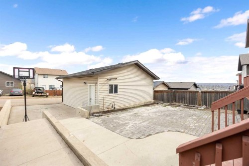 225 Sparrow Hawk Drive, Fort Mcmurray, AB - Outdoor With Exterior