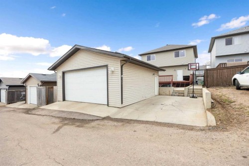 225 Sparrow Hawk Drive, Fort Mcmurray, AB - Outdoor With Exterior