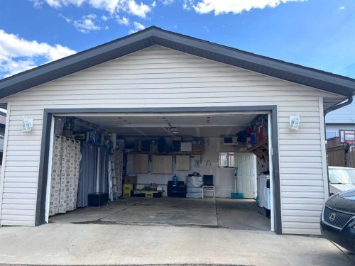 225 Sparrow Hawk Drive, Fort Mcmurray, AB - Outdoor With Exterior