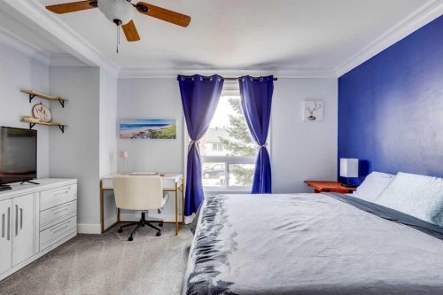 341 Bird Crescent, Fort Mcmurray, AB - Indoor Photo Showing Bedroom