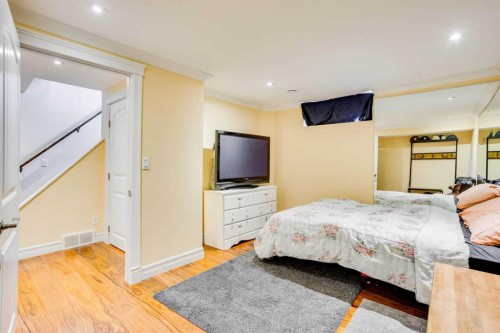 341 Bird Crescent, Fort Mcmurray, AB - Indoor Photo Showing Bedroom