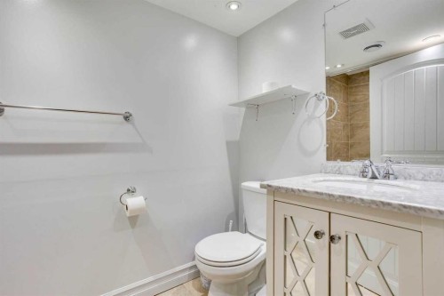 341 Bird Crescent, Fort Mcmurray, AB - Indoor Photo Showing Bathroom