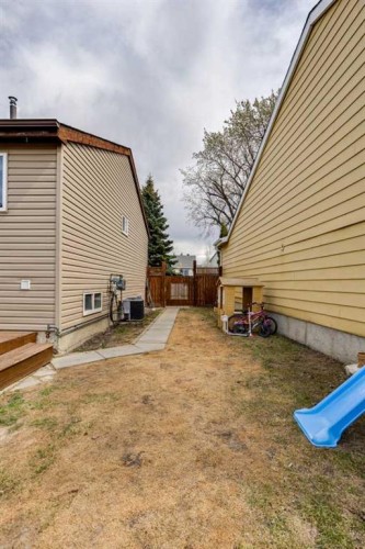 341 Bird Crescent, Fort Mcmurray, AB - Outdoor