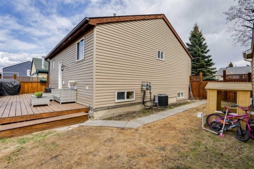 341 Bird Crescent, Fort Mcmurray, AB - Outdoor With Deck Patio Veranda With Exterior