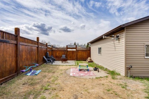 341 Bird Crescent, Fort Mcmurray, AB - Outdoor With Exterior