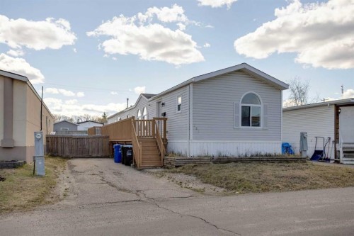 252 Grandview Crescent, Fort Mcmurray, AB - Outdoor With Exterior