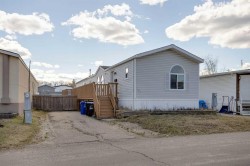252 Grandview Crescent Fort Mcmurray, AB T9H 4X8