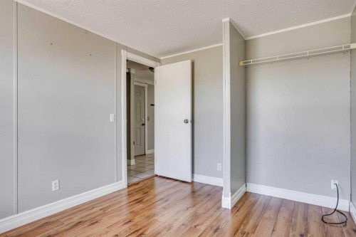 252 Grandview Crescent, Fort Mcmurray, AB - Indoor Photo Showing Other Room