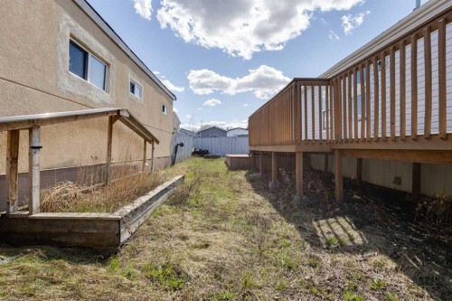 252 Grandview Crescent, Fort Mcmurray, AB - Outdoor With Exterior