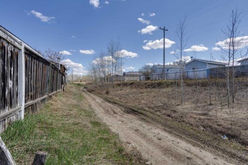 252 Grandview Crescent, Fort Mcmurray, AB - Outdoor