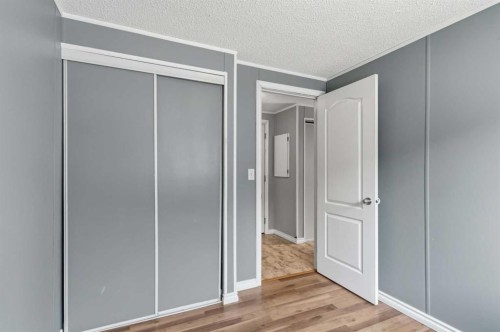 192 Mitchell Drive, Fort Mcmurray, AB - Indoor Photo Showing Other Room