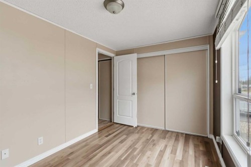 192 Mitchell Drive, Fort Mcmurray, AB - Indoor Photo Showing Other Room