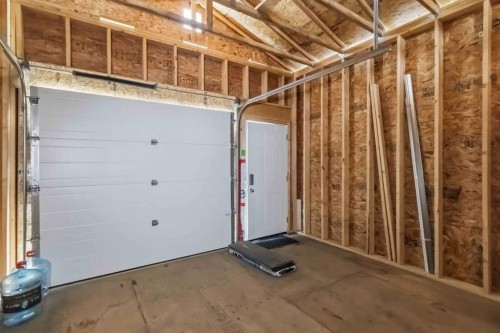 192 Mitchell Drive, Fort Mcmurray, AB - Indoor Photo Showing Garage