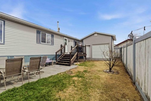 192 Mitchell Drive, Fort Mcmurray, AB - Outdoor With Deck Patio Veranda