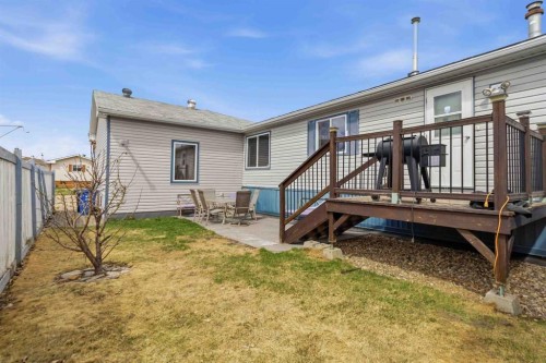 192 Mitchell Drive, Fort Mcmurray, AB - Outdoor With Deck Patio Veranda