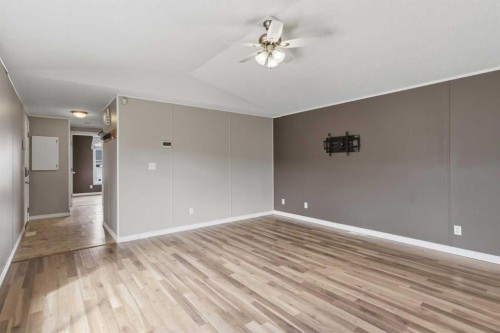 192 Mitchell Drive, Fort Mcmurray, AB - Indoor Photo Showing Other Room