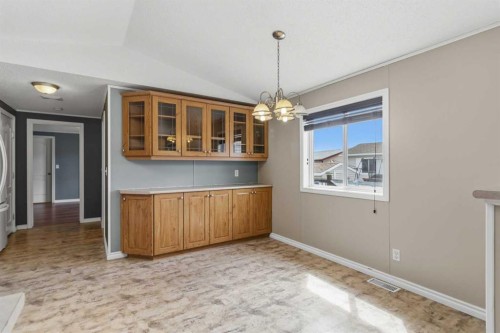 192 Mitchell Drive, Fort Mcmurray, AB - Indoor Photo Showing Other Room
