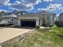 185 Archibald Close Fort Mcmurray, AB T9K 2P4