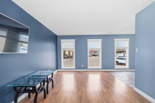 233 Gladstone Bay, Fort Mcmurray, AB - Indoor Photo Showing Other Room