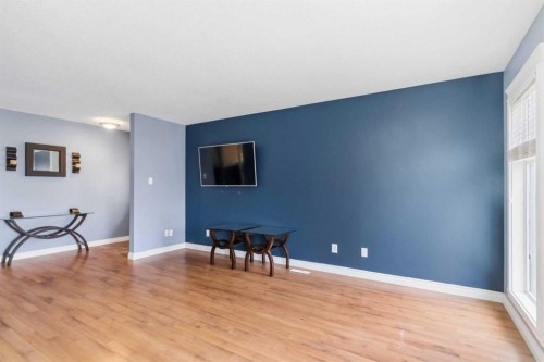 233 Gladstone Bay, Fort Mcmurray, AB - Indoor Photo Showing Other Room